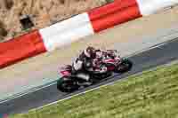 cadwell-no-limits-trackday;cadwell-park;cadwell-park-photographs;cadwell-trackday-photographs;enduro-digital-images;event-digital-images;eventdigitalimages;navarra;no-limits-trackdays;peter-wileman-photography;racing-digital-images;trackday-digital-images;trackday-photos